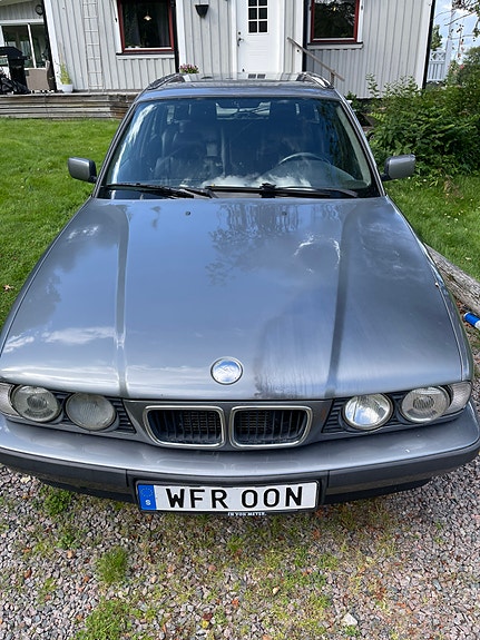BMW 525tds 3 of 10
