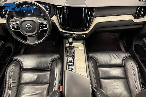 Volvo XC60 7 of 22