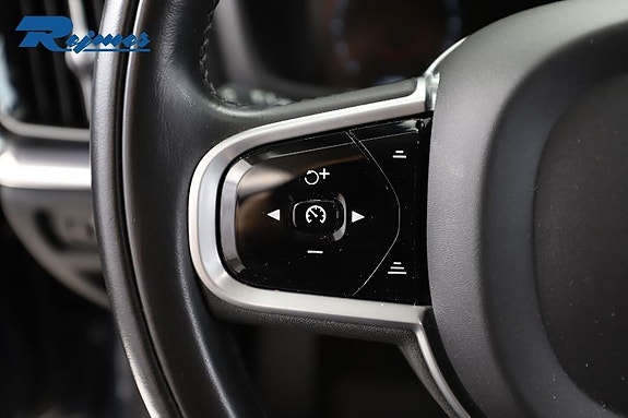 Volvo V60 Cross Country 22 of 27