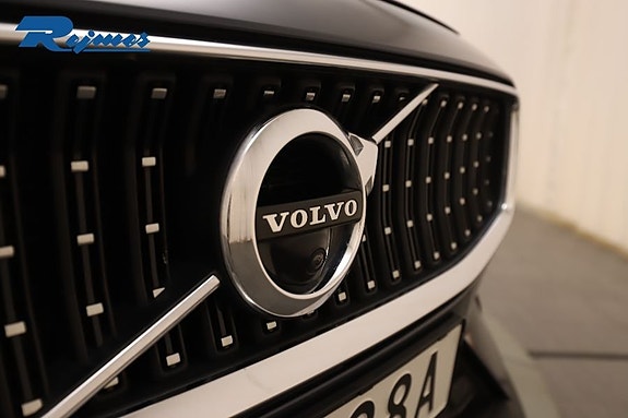 Volvo V60 Cross Country 16 of 27