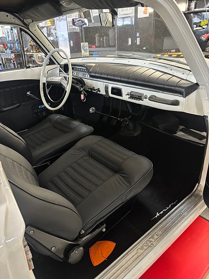 Volvo 121 4 of 10