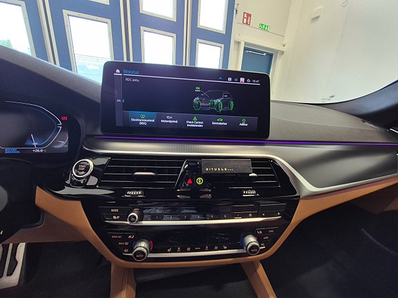 BMW 520d 24 of 30