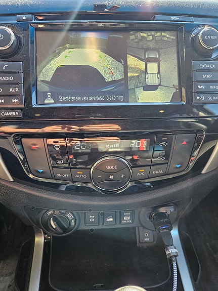 Nissan Navara 8 of 11