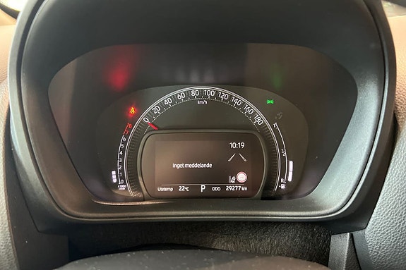 Toyota Aygo X 16 of 21