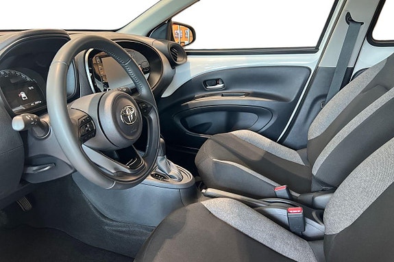 Toyota Aygo X 14 of 21