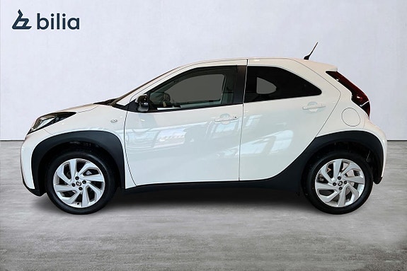 Toyota Aygo X 3 of 21