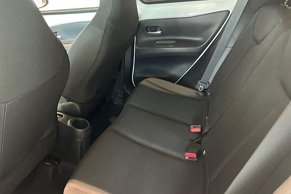 Toyota Aygo X 13 of 21