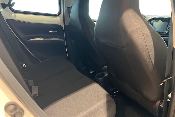Toyota Aygo X 9 of 21