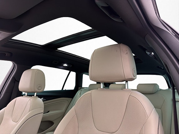 Opel Insignia Country Tourer 10 of 29