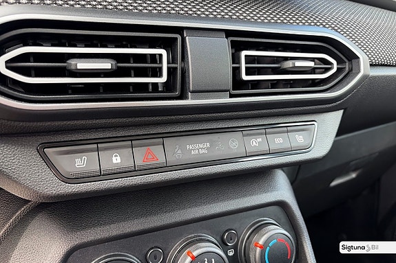 Dacia Sandero 19 of 25
