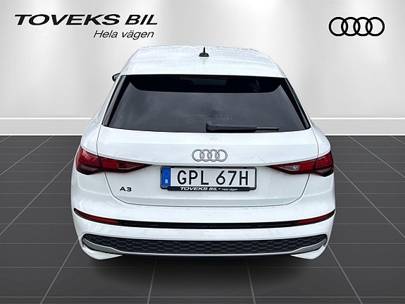 Audi A3 4 of 7