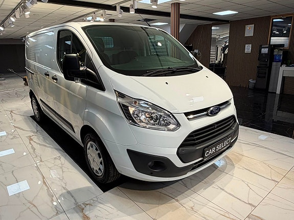 Ford Transit Custom 10 of 24