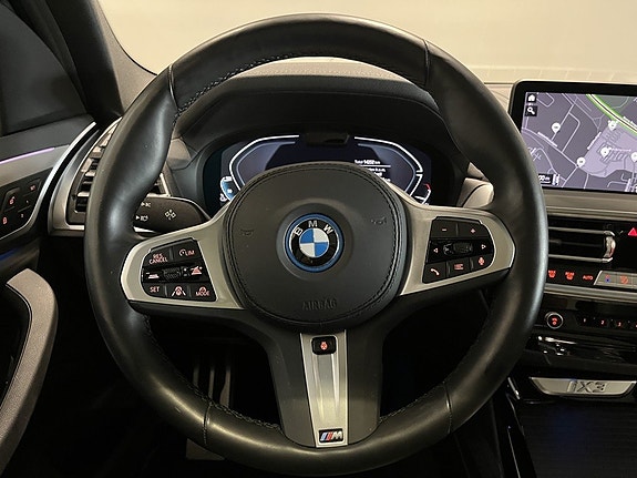 BMW iX3 14 of 20