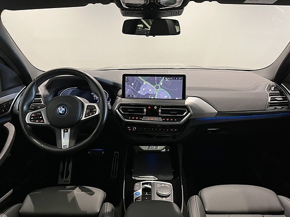 BMW iX3 13 of 20