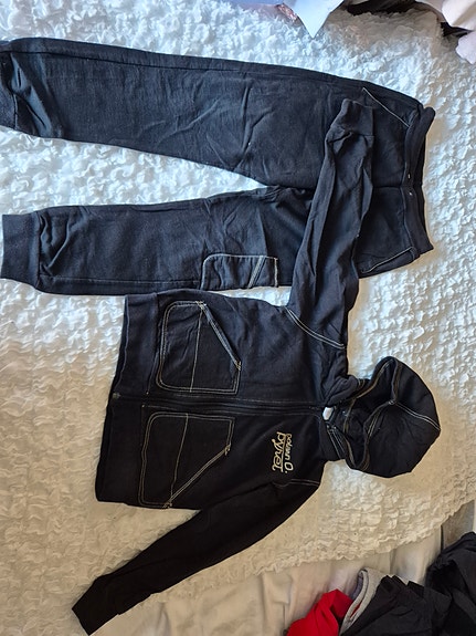 Product image 1 of 6
