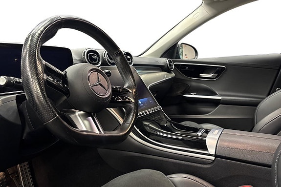 Mercedes-Benz C300 8 of 18