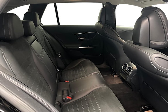 Mercedes-Benz C300 12 of 18