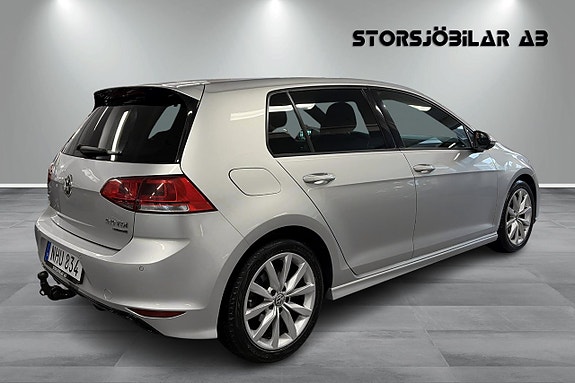 Volkswagen Golf VII 3 of 17