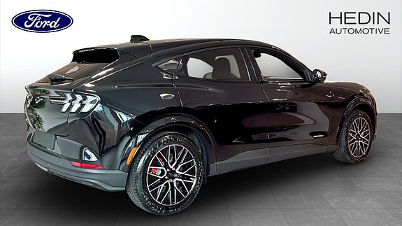 Ford Mustang Mach-E 2 of 12