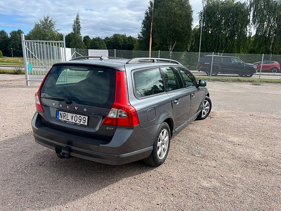 Volvo V70 26 of 28