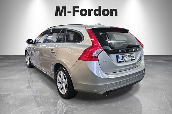 Volvo V60 3 of 18