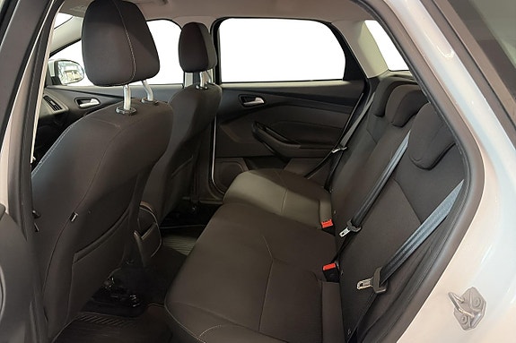Ford Focus 10 of 16