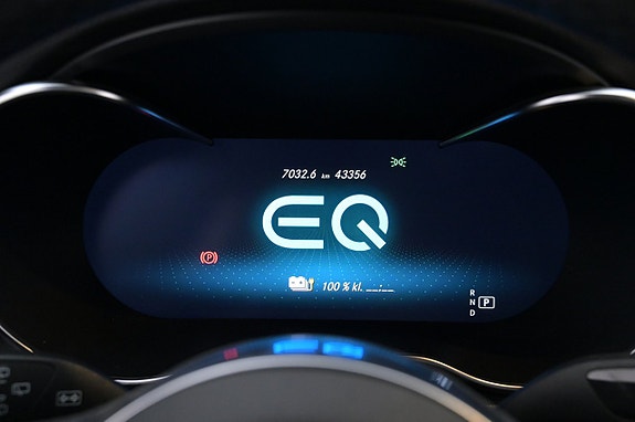 Mercedes-Benz GLC300 de 8 of 27