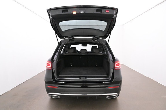 Mercedes-Benz GLC300 de 23 of 27
