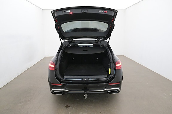 Mercedes-Benz C300 22 of 27