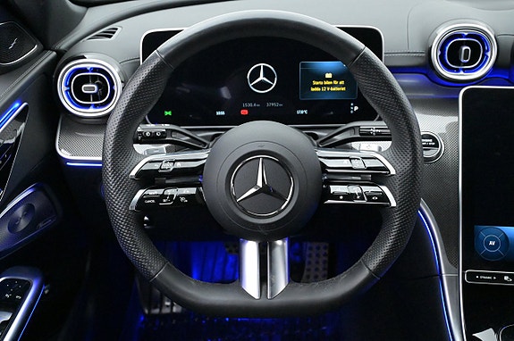 Mercedes-Benz C300 7 of 27