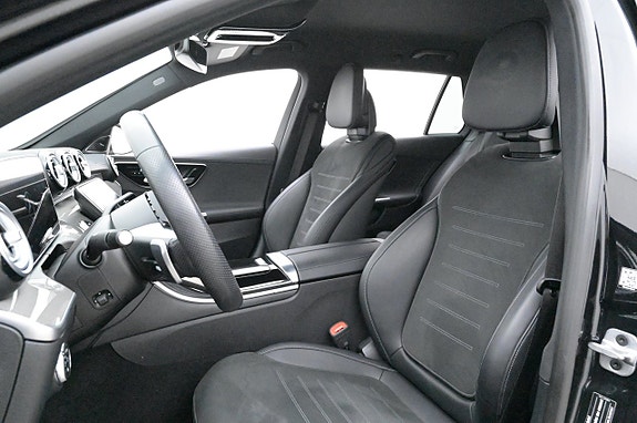 Mercedes-Benz C300 13 of 27