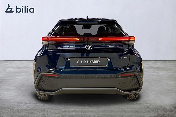 Toyota C-HR 5 of 19