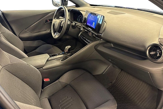 Toyota C-HR 7 of 19