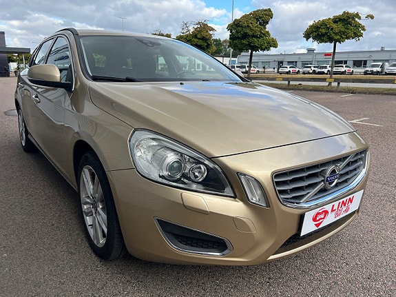 Volvo V60 3 of 23