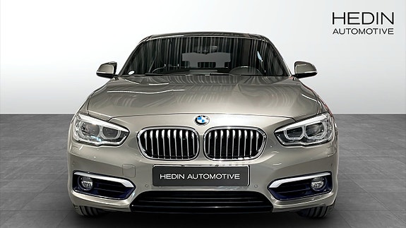 BMW 120 8 of 9