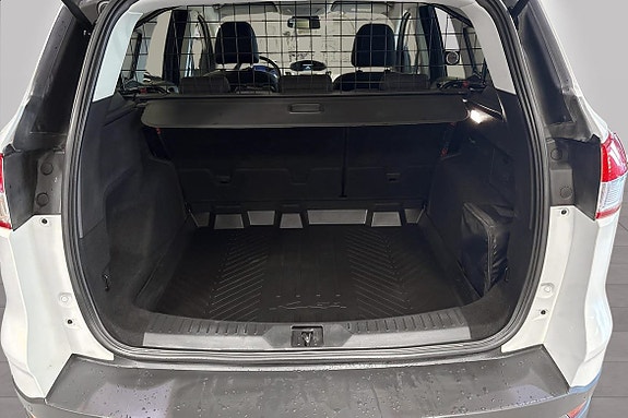 Ford Kuga 10 of 10