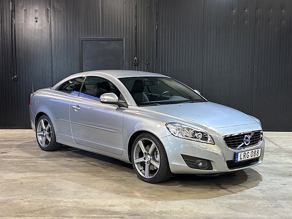 Volvo C70 4 of 27