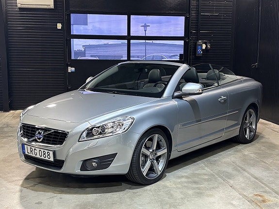 Volvo C70 3 of 27