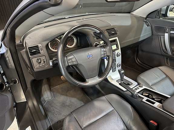 Volvo C70 12 of 27