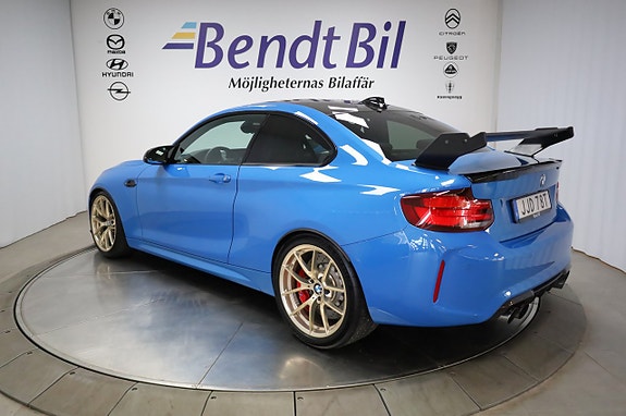BMW M2 10 of 30