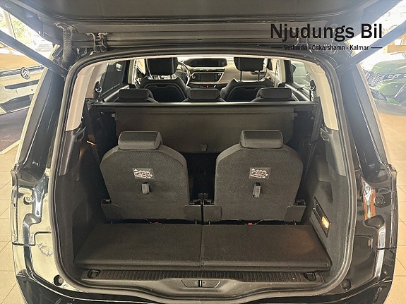 Citroen Grand C4 Picasso 9 of 11