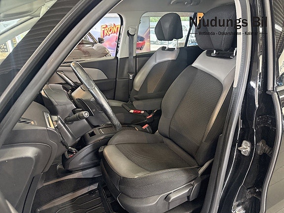 Citroen Grand C4 Picasso 5 of 11
