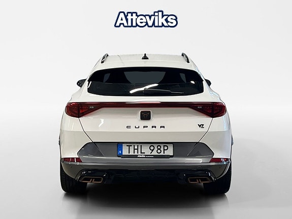 Cupra Formentor e-HYBRID 4 of 15