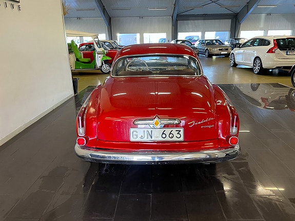 Borgward Isabella 4 of 12