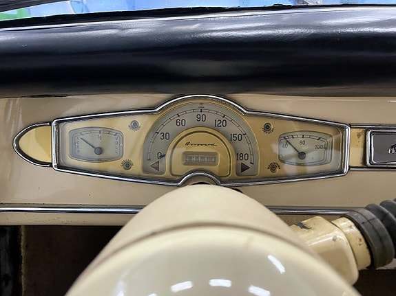 Borgward Isabella 10 of 12