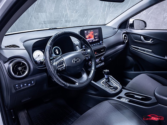 Hyundai Kona 11 of 30