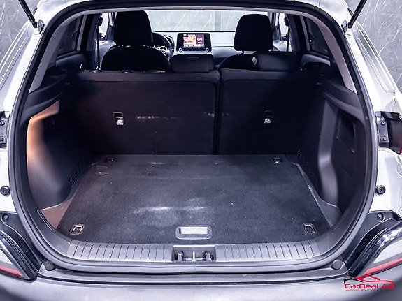 Hyundai Kona 17 of 30