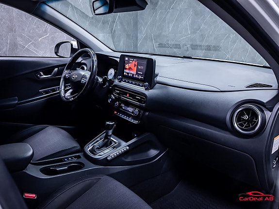 Hyundai Kona 14 of 30