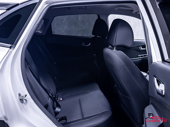 Hyundai Kona 16 of 30