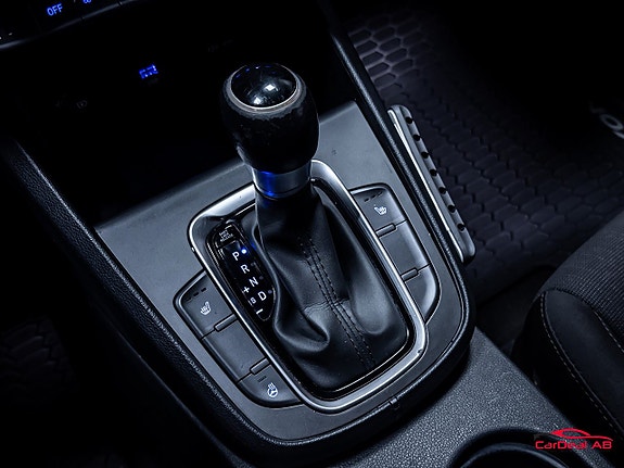 Hyundai Kona 27 of 30